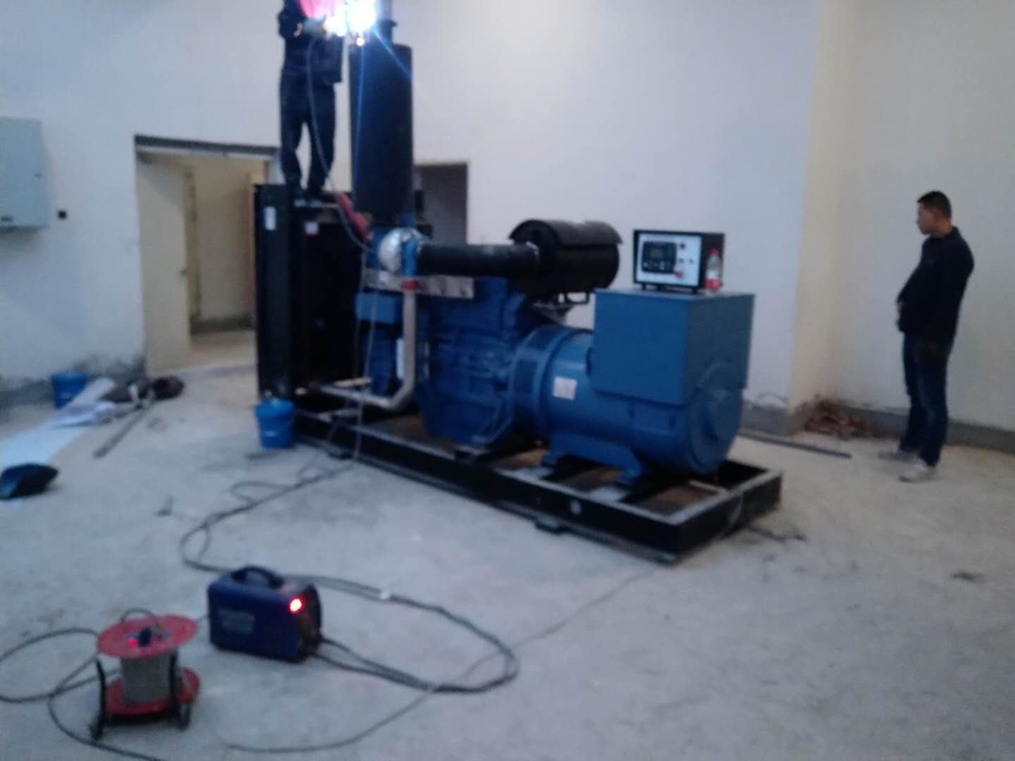 蘭州(zhou)400kw玉柴發電(diàn)機組