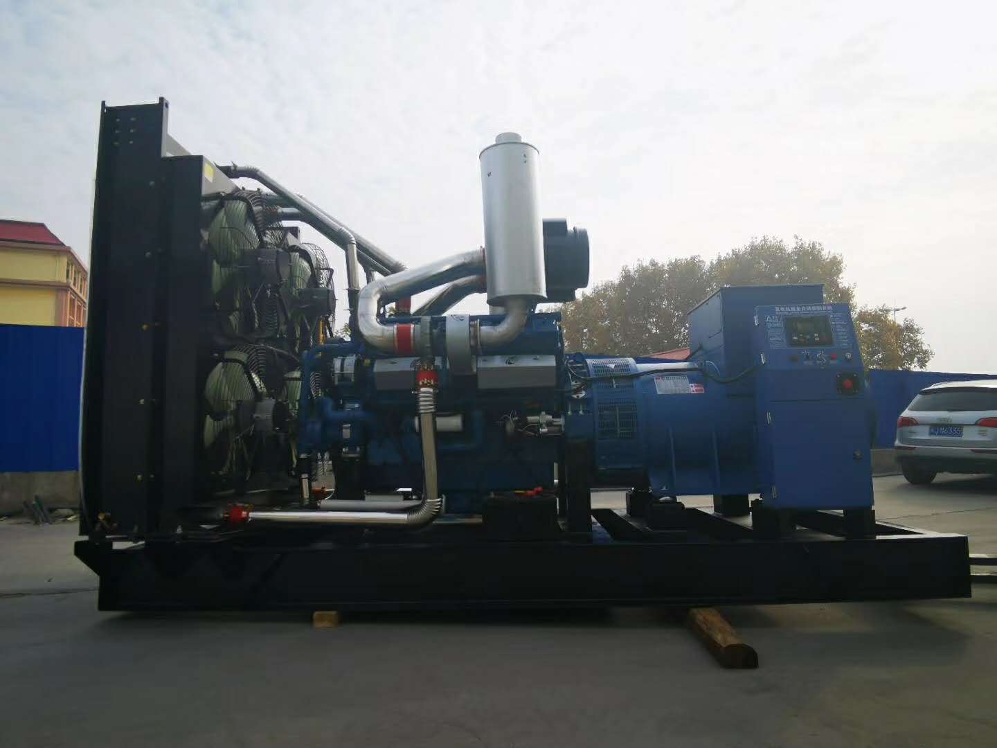 甘(gān)肅400kw柴油發(fā)電機組